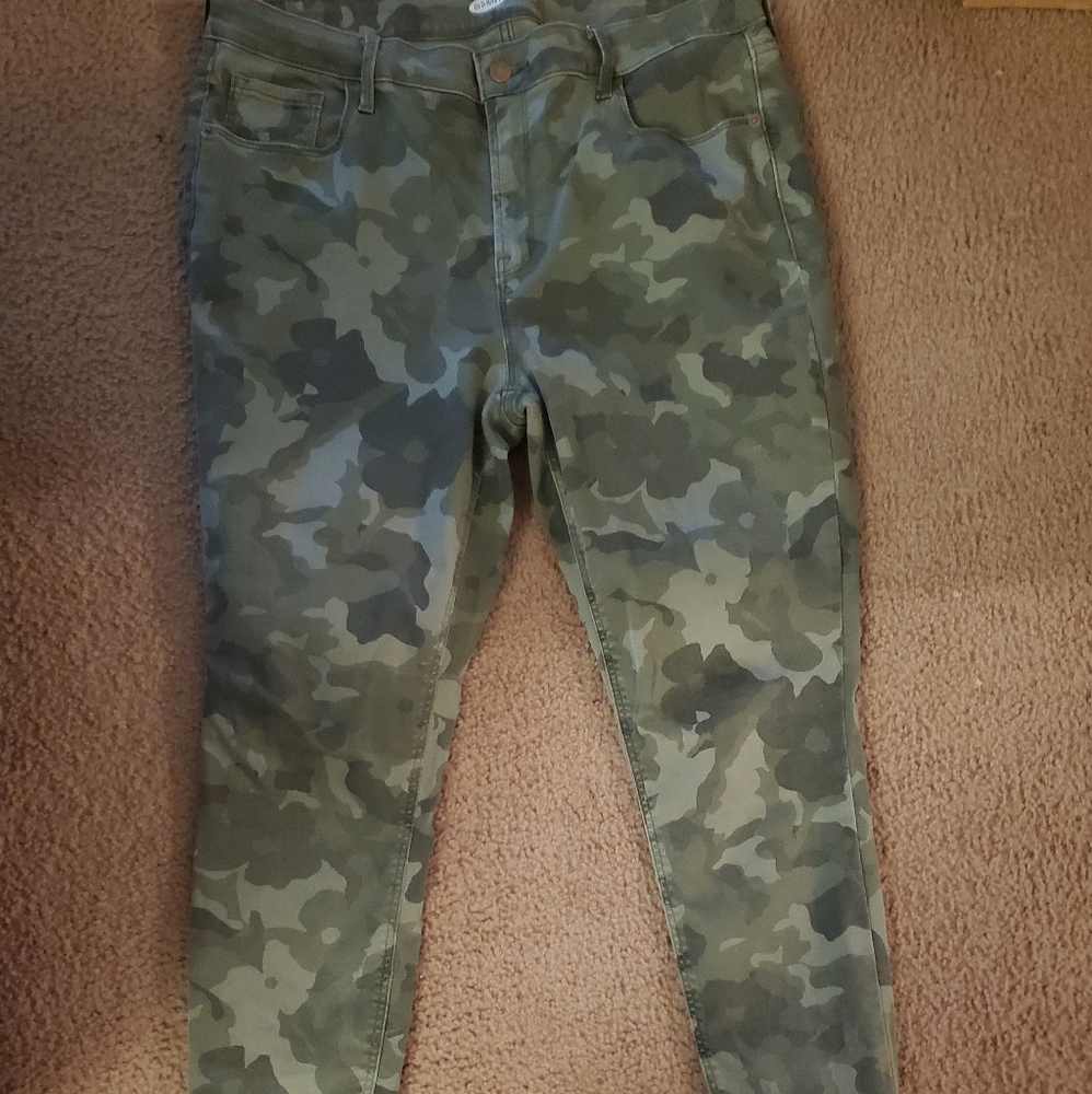 Floral Camo Skinny Jeans